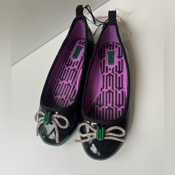 NEW Wicked Black + Purple Ballet Flats Girls Size 10 with faux diamond bow +logo - Picture 2 of 13